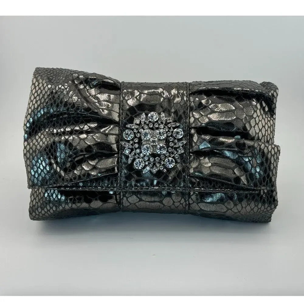 Vintage Silver Metallic Iman Handbag Removable Shoulder‎ Strap Clutch Purse
